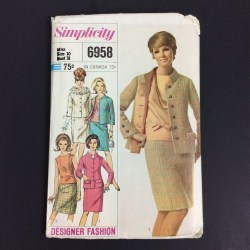 6958 Simplicity 1967 Designer Shell Blouse, belt, Suit Skirt, Jacket Pattern 14 34B